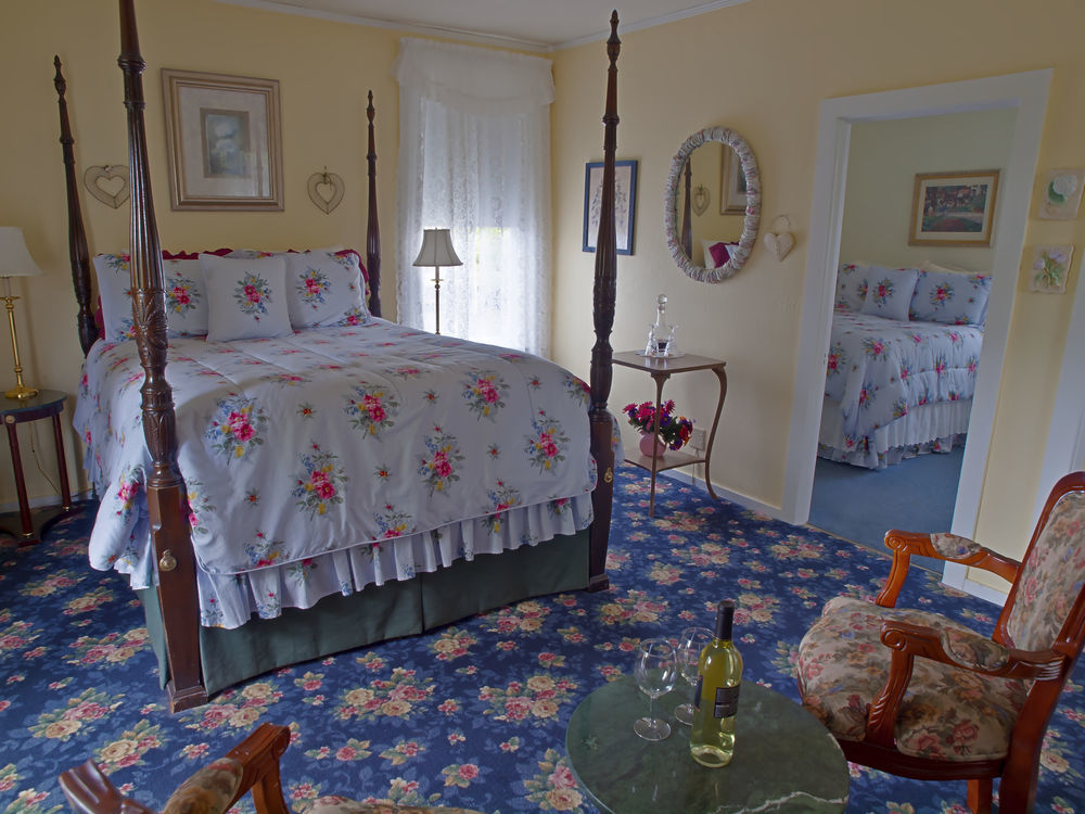 Shady Oaks Country Inn St. Helena Habitación foto